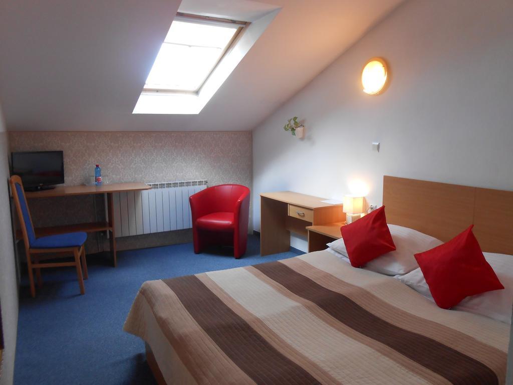 Hotel As Biała Podlaska Buitenkant foto