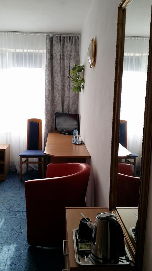 Hotel As Biała Podlaska Buitenkant foto