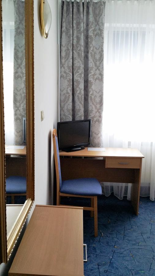 Hotel As Biała Podlaska Buitenkant foto
